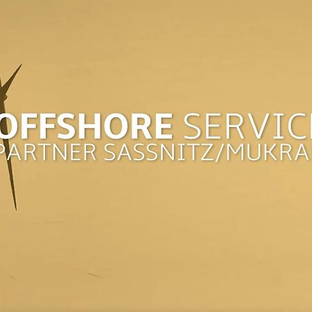 Offshore-Hotel Sassnitz-Mukran Exteriör bild